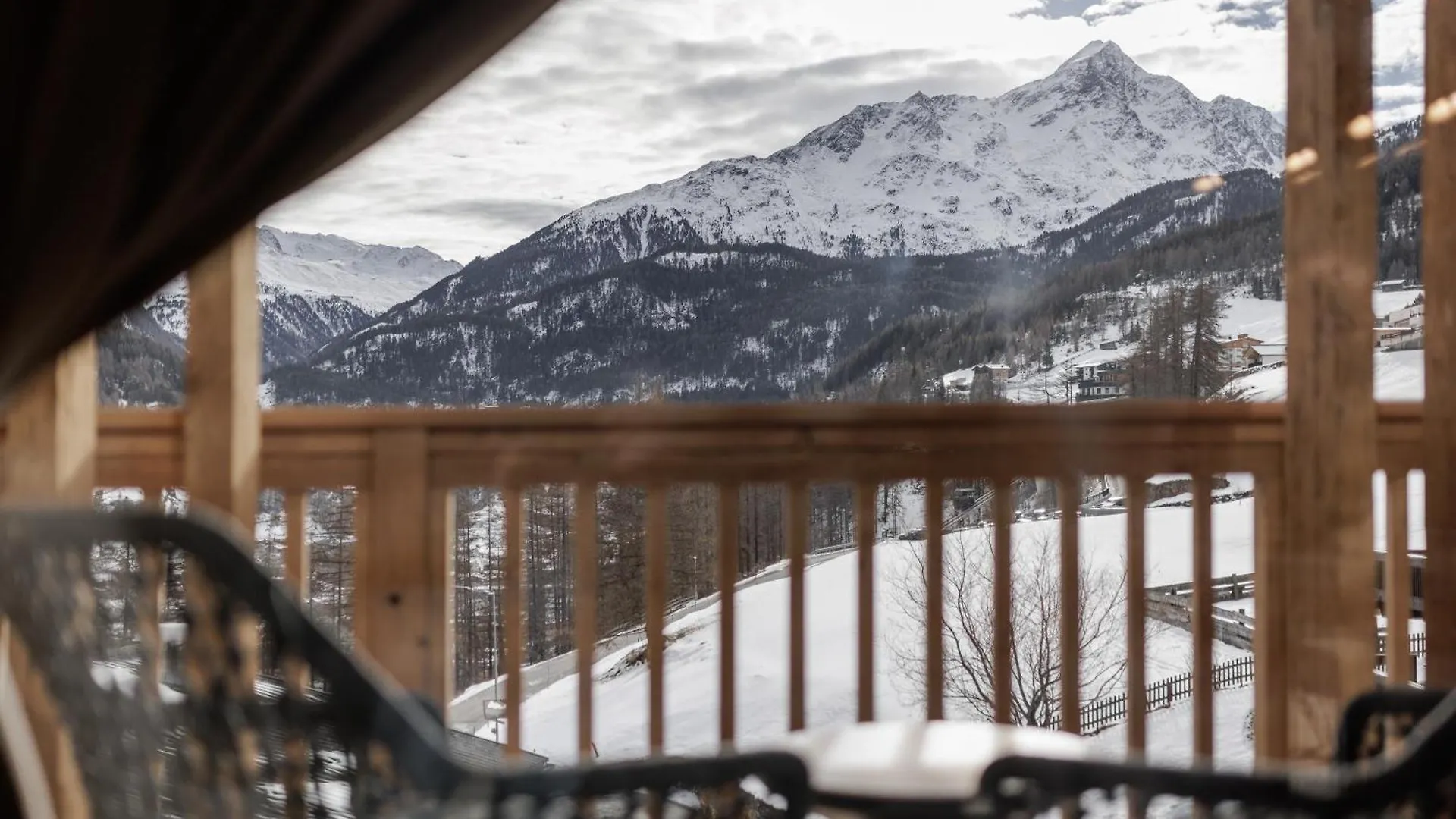 Aparthotel Leni Mountain Lodge Sölden